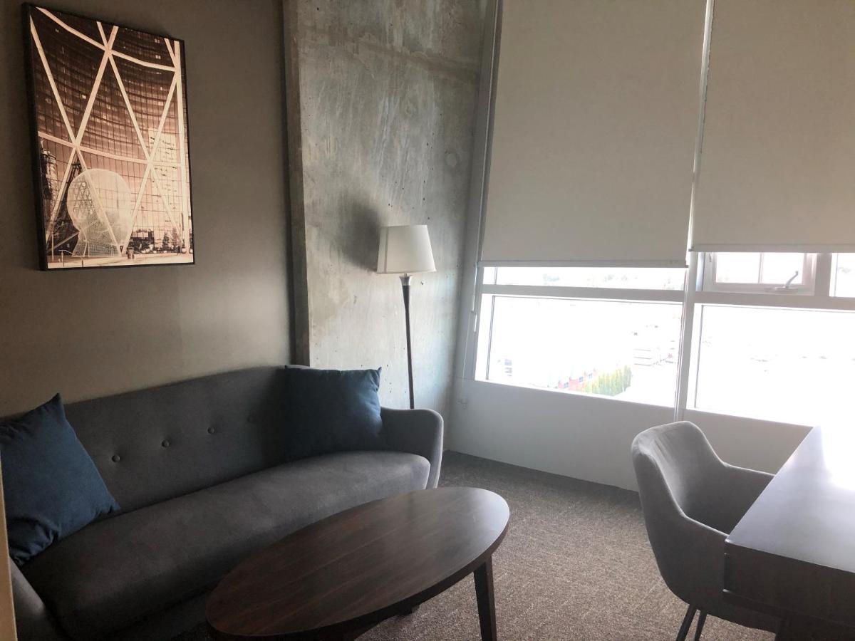 Sait Residence & Conference Centre - Calgary Luaran gambar